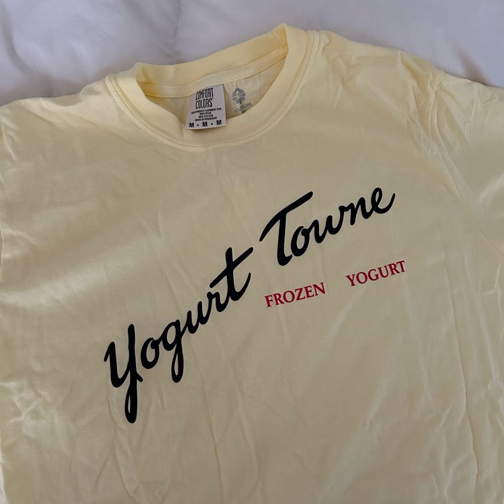 Yogurt Towne T-shirt (as seen in HBO’s GIRLS)